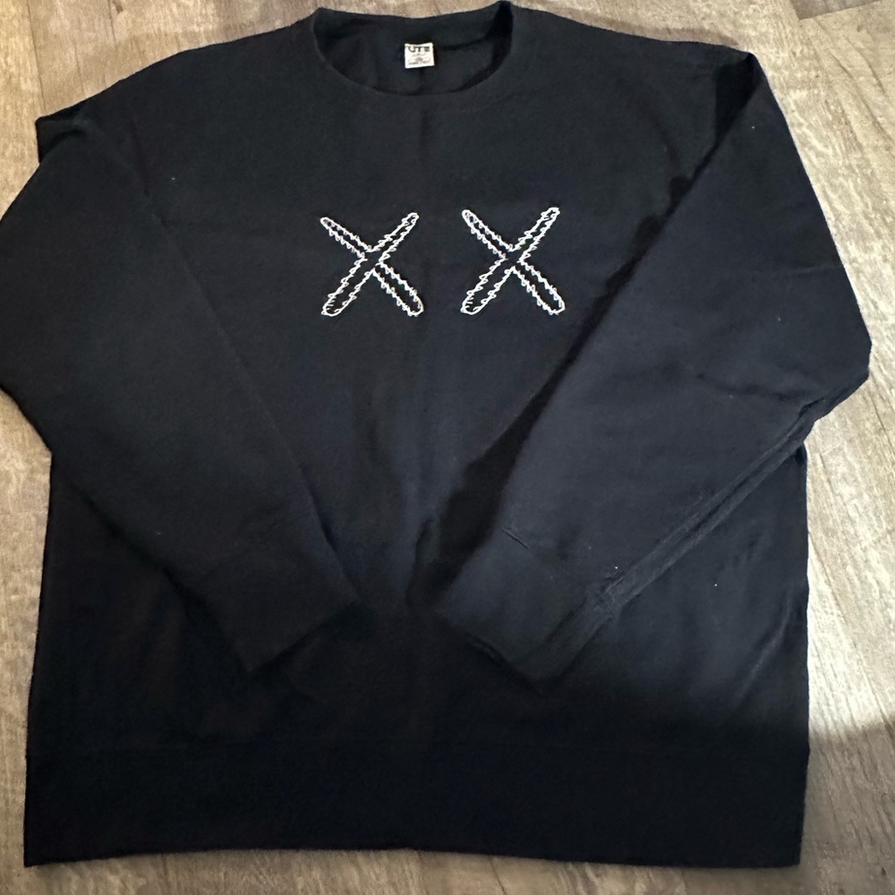 UniqloxKAWS sesame street crew neck sweater